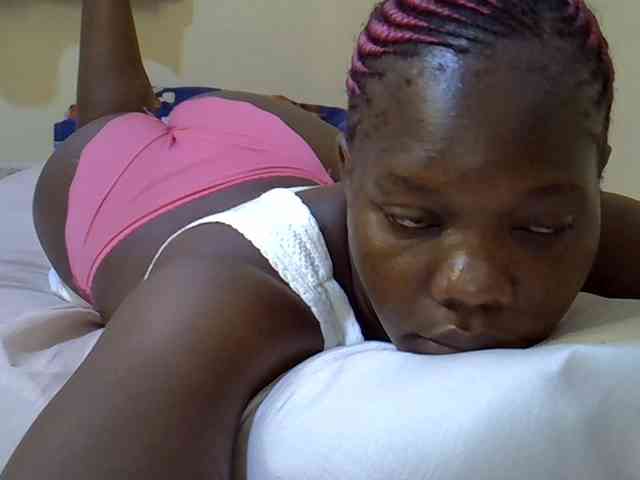 Sweet-Tiffany webcam