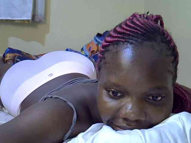 Sweet-Tiffany webcam