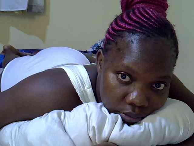 Sweet-Tiffany webcam