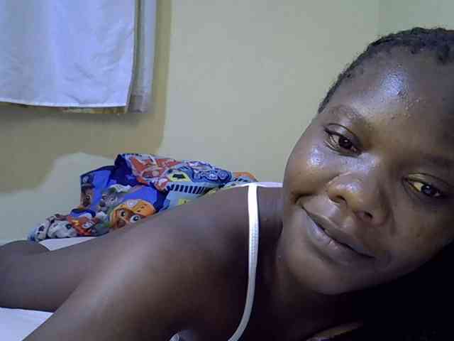 Sweet-Tiffany webcam