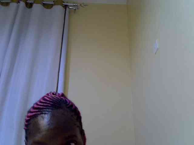Sweet-Tiffany webcam