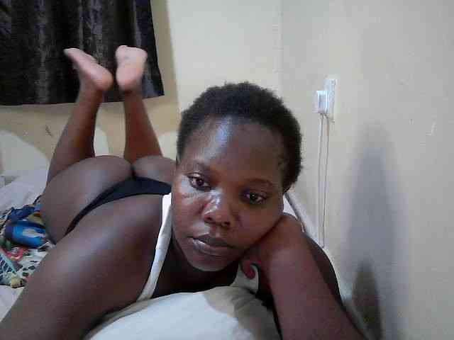 Sweet-Tiffany webcam