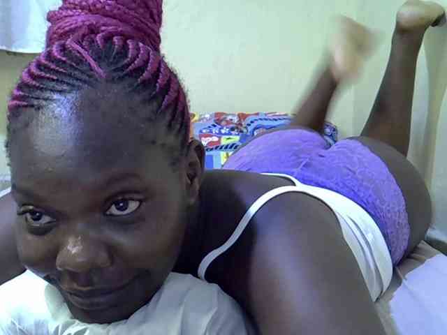 Sweet-Tiffany webcam