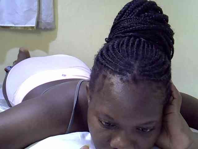 Sweet-Tiffany webcam