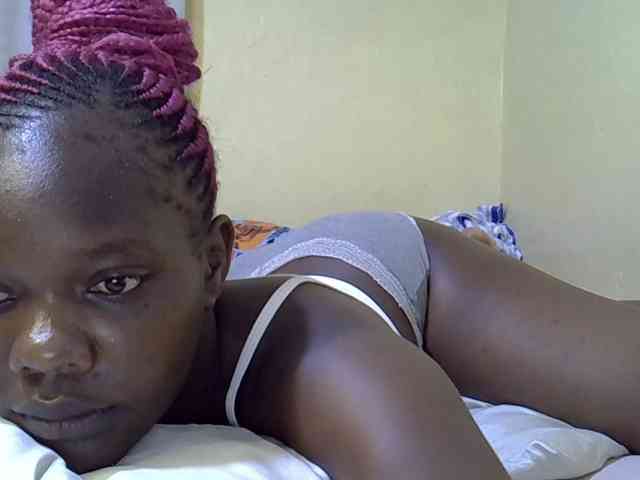 Sweet-Tiffany webcam