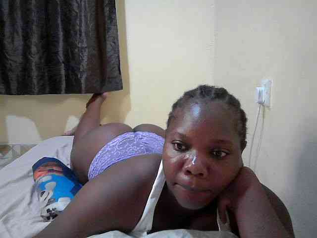 Sweet-Tiffany webcam