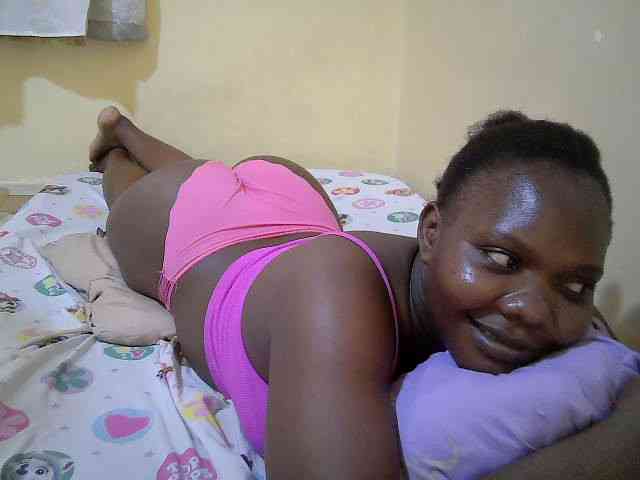 Sweet-Tiffany webcam