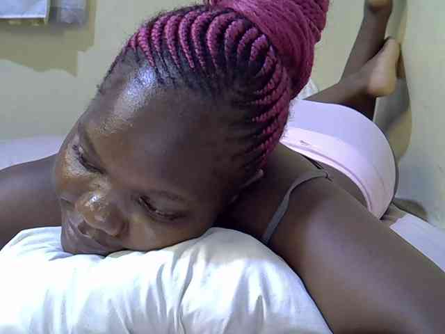 Sweet-Tiffany webcam