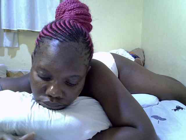Sweet-Tiffany webcam