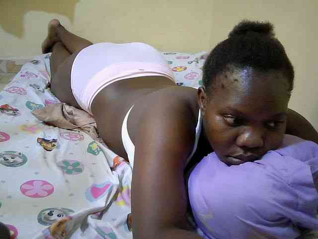 Sweet-Tiffany webcam