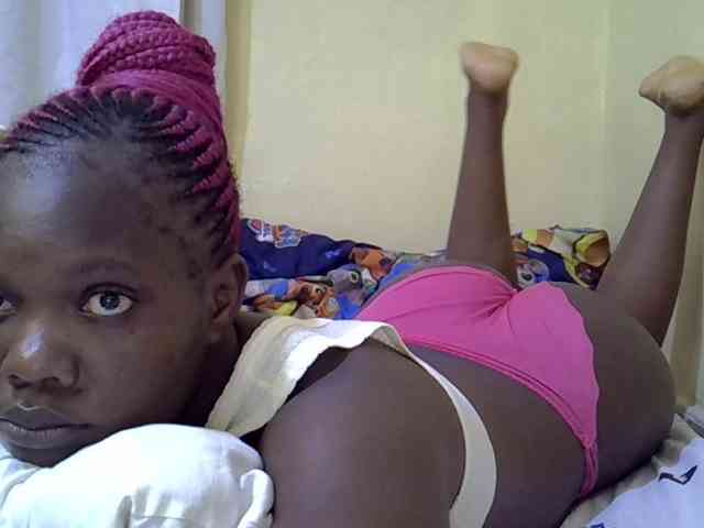 Sweet-Tiffany webcam