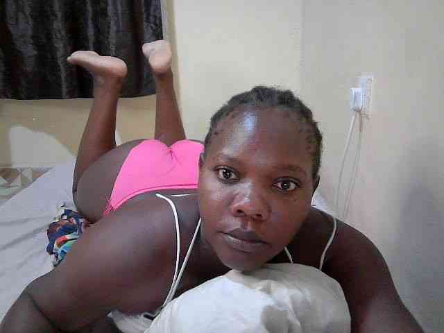 Sweet-Tiffany webcam