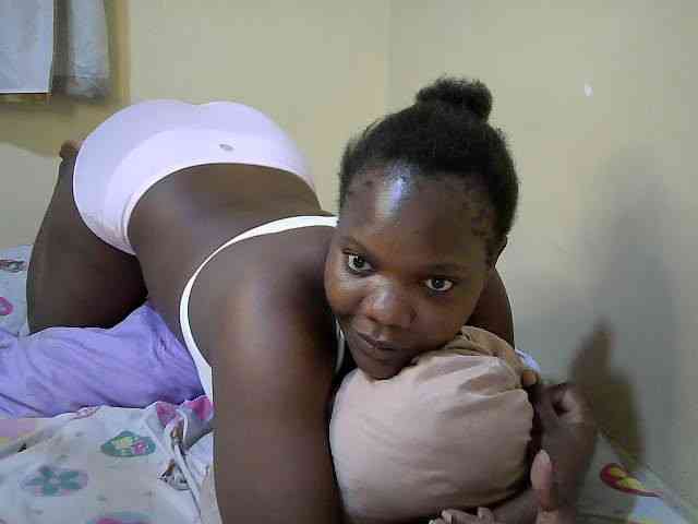 Sweet-Tiffany webcam