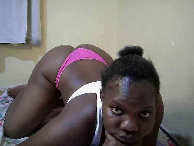 Sweet-Tiffany webcam