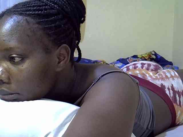 Sweet-Tiffany webcam