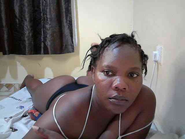 Sweet-Tiffany Live Webcam on BongaCams