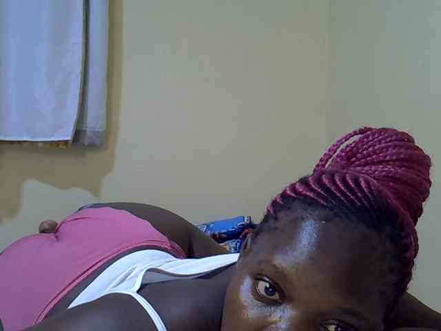 Sweet-Tiffany webcam