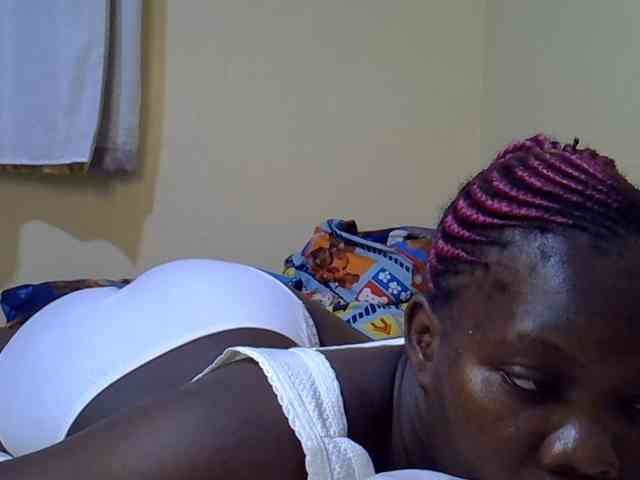 Sweet-Tiffany webcam