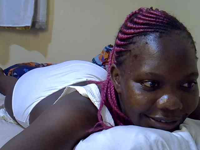 Sweet-Tiffany webcam