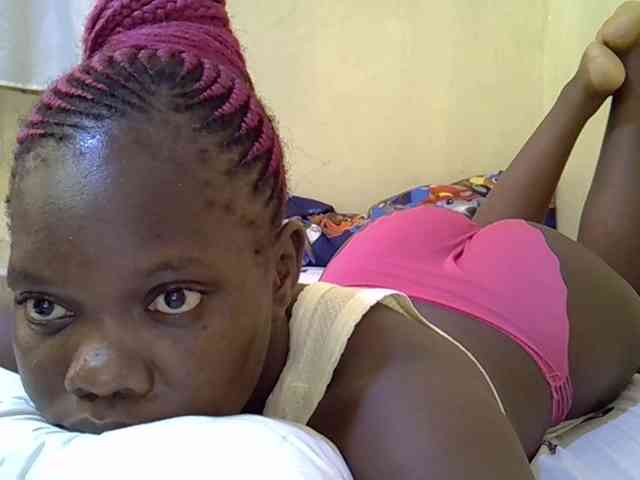 Sweet-Tiffany webcam