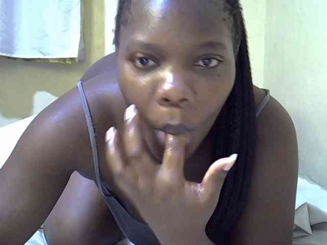 Sweet-Tiffany webcam