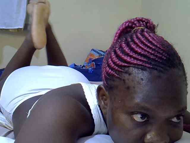 Sweet-Tiffany webcam
