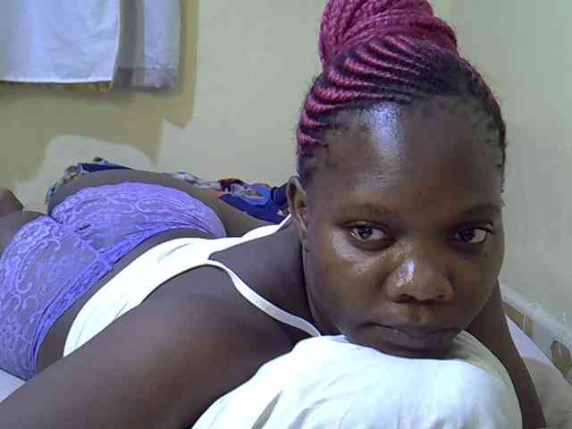 Sweet-Tiffany webcam