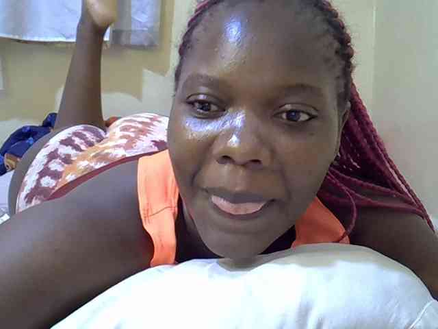 Sweet-Tiffany webcam