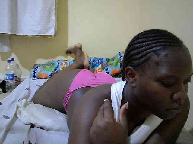 Sweet-Tiffany webcam