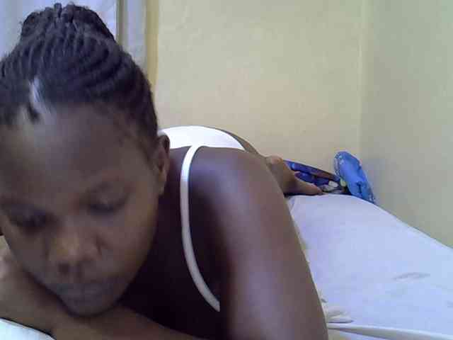 Sweet-Tiffany webcam