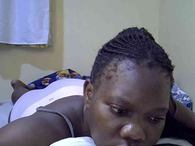 Sweet-Tiffany webcam