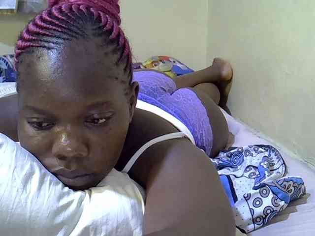 Sweet-Tiffany webcam