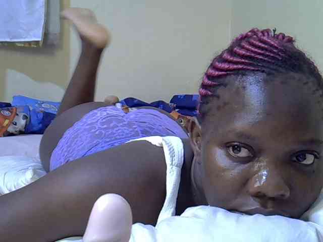 Sweet-Tiffany webcam