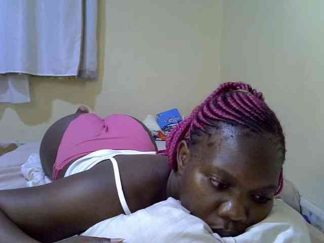 Sweet-Tiffany webcam