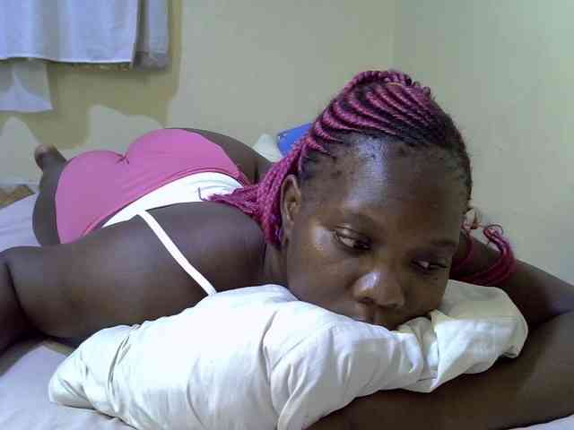 Sweet-Tiffany webcam