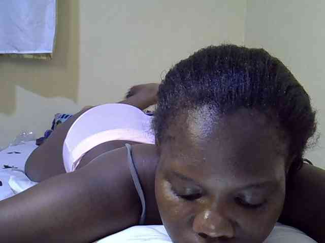 Sweet-Tiffany webcam