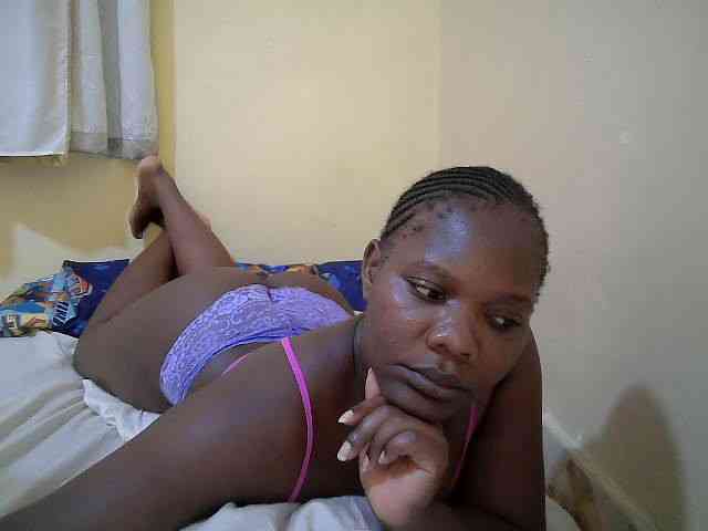 Sweet-Tiffany webcam