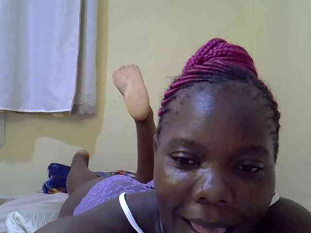 Sweet-Tiffany webcam