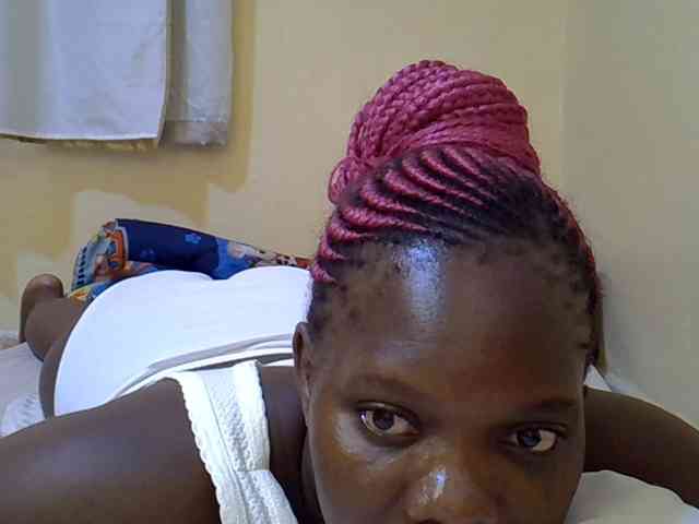 Sweet-Tiffany webcam