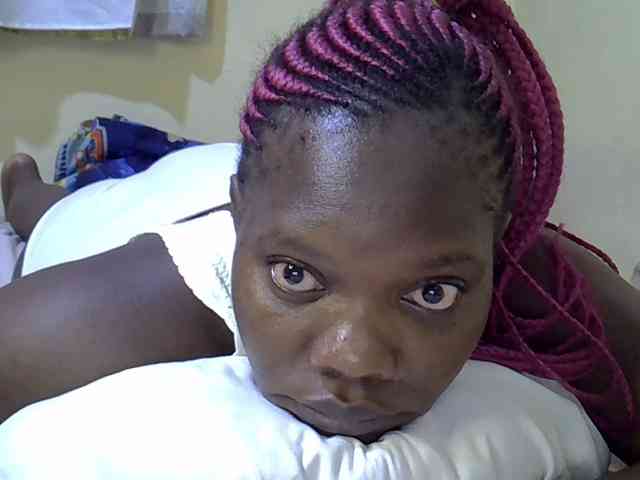 Sweet-Tiffany webcam