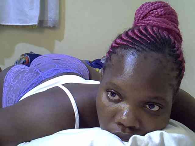 Sweet-Tiffany webcam