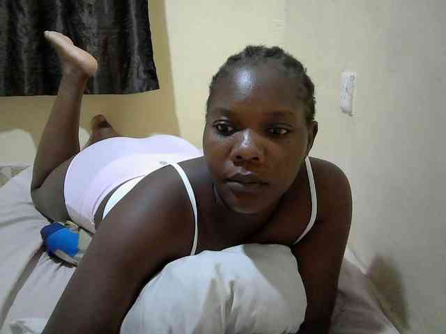 Sweet-Tiffany webcam