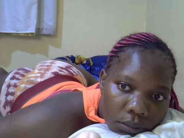 Sweet-Tiffany webcam