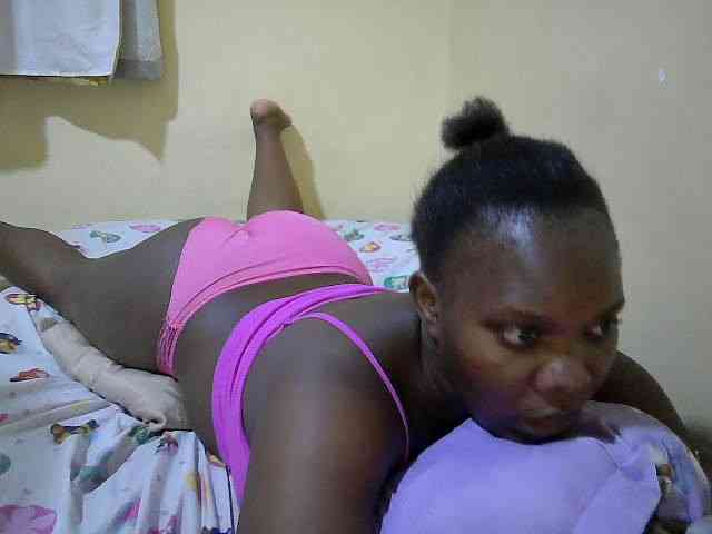 Sweet-Tiffany webcam