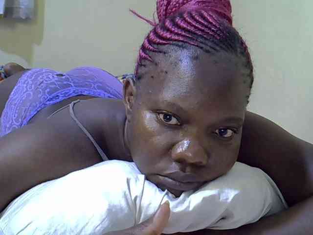 Sweet-Tiffany webcam