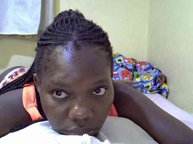 Sweet-Tiffany webcam