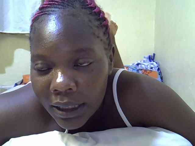 Sweet-Tiffany webcam