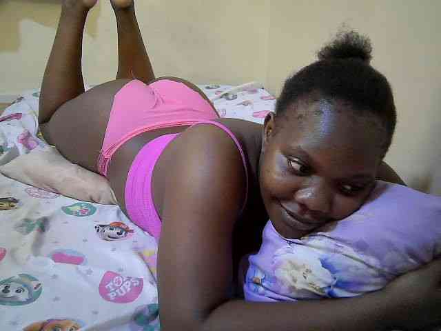 Sweet-Tiffany webcam
