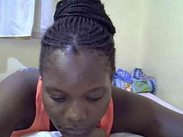 Sweet-Tiffany webcam