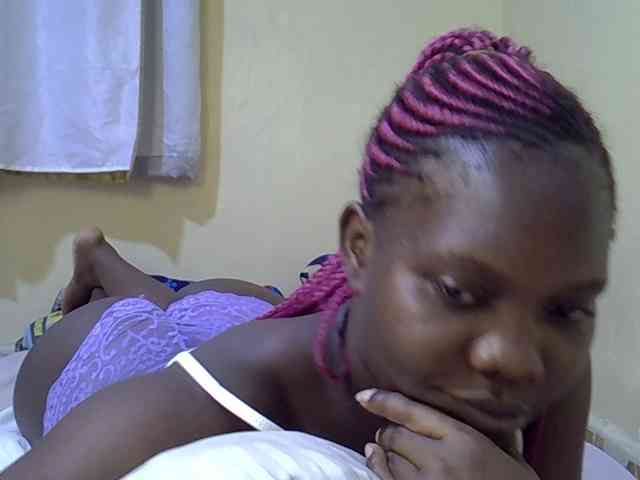 Sweet-Tiffany webcam